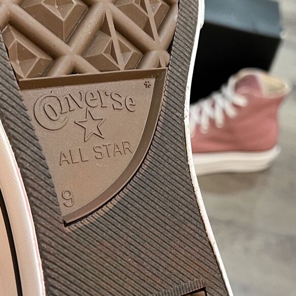 Converse Chuck Taylor High Top Chunky Platform Dark Pink A01367F Shoes - Size 11 - Picture 13 of 13